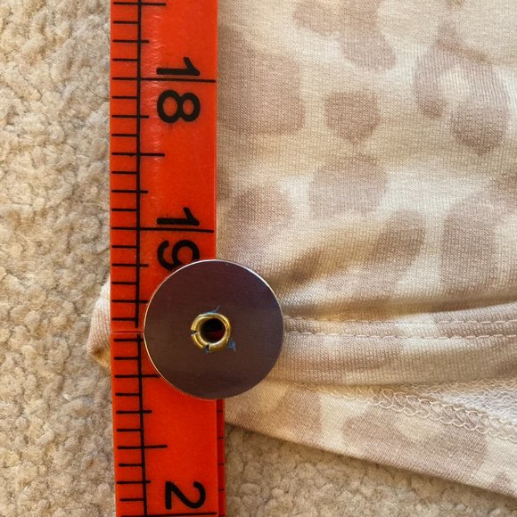 BNWT Buffalo Women's Soft Animal Print T Shirt Top Size Large - Picture 6 of 10